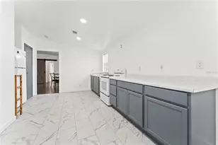 213 Bowen Rd, Davenport, FL 33837 - Photo 8