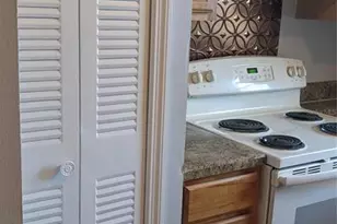 1284 Roma Ct, Orlando, FL 32825 - Photo 18