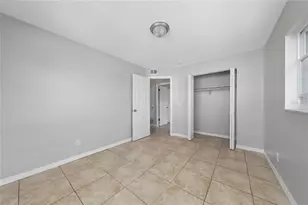 732 Michigan Ct, Saint Cloud, FL 34769 - Photo 6