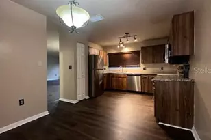 507 Hunter Cir, Kissimmee, FL 34758 - Photo 2