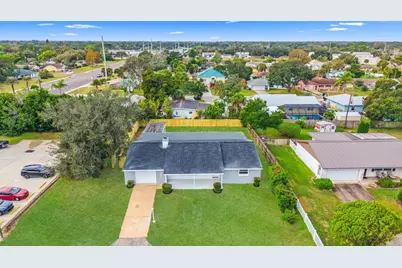 1822 Banyan Tree Drive, Edgewater, FL 32132 - Photo 2