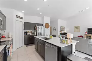 450 Sandbar Ln, Haines City, FL 33844 - Photo 8