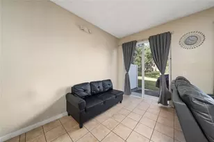 3008 Seaview Castle Dr, Kissimmee, FL 34746 - Photo 10