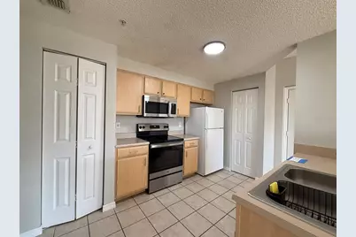 10831 Windsor Walk Drive #1305, Orlando, FL 32837 - Photo 4