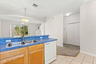 214 Monroe Cir, Davenport, FL 33896 - Photo 4