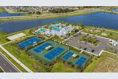 5319 Spring Maiden Circle, Apollo Beach, FL 33572 - Photo 2