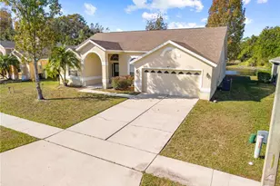 4649 Huron Bay Cir, Kissimmee, FL 34759 - Photo 2