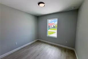 985 NW 57th Ct, Ocala, FL 34482 - Photo 4