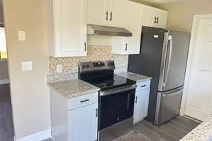 504 Blackbird Ln, Kissimmee, FL 34759 - Photo 2