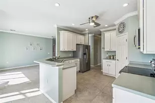 219 Largo Dr, Kissimmee, FL 34759 - Photo 12