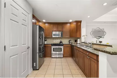 1100 Sunset View Circle #302, Reunion, FL 34747 - Photo 12