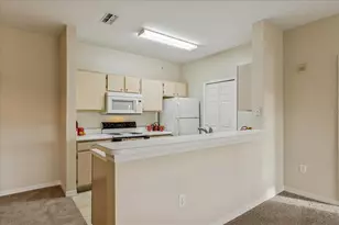 5451 Vineland Rd, Orlando, FL 32811 - Photo 12