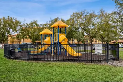 5479 Vineland Road #9310, Orlando, FL 32811 - Photo 44