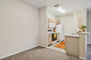 5479 Vineland Rd, Orlando, FL 32811 - Photo 8