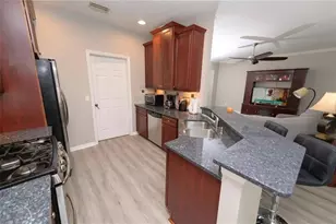 2707 Kilgore St, Orlando, FL 32803 - Photo 2