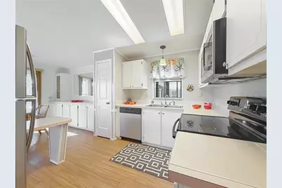 805 Camelia Court, Lady Lake, FL 32159 - Photo 10