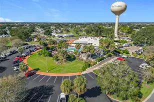 805 Camelia Ct, Lady Lake, FL 32159 - Photo 22