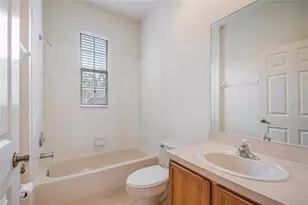 3000 Laurel Park Ln, Kissimmee, FL 34741 - Photo 30