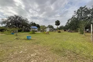 1701 Sanford St, Lake Wales, FL 33859 - Photo 4