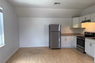 221 Eastpark Dr, Kissimmee, FL 34747 - Photo 6