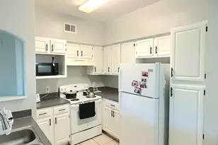 6413 Astor Village Ave, Orlando, FL 32835 - Photo 18