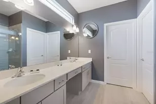 8025 Oak Shadow Ct, Davenport, FL 33837 - Photo 24