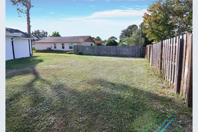 711 Kempten Street NW, Palm Bay, FL 32907 - Photo 22