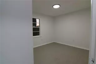 711 Kempten St NW, Palm Bay, FL 32907 - Photo 16