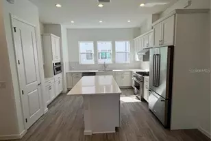 2257 Valentine Aly, Orlando, FL 32804 - Photo 6