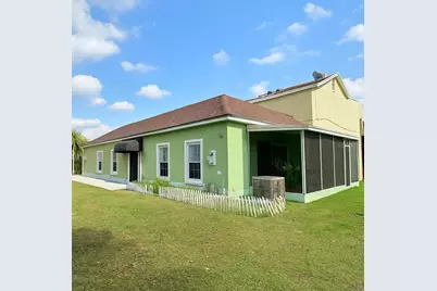 1001 Universal Rest Place, Kissimmee, FL 34744 - Photo 1