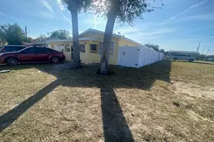 1205 Ave I, Haines City, FL 33844 - Photo 2