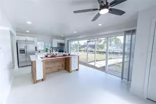 5617 Coronado Ct, Cape Coral, FL 33904 - Photo 8