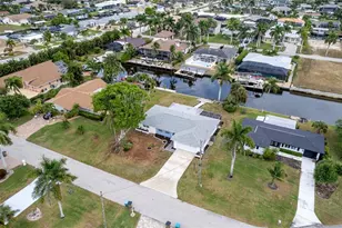5617 Coronado Ct, Cape Coral, FL 33904 - Photo 2