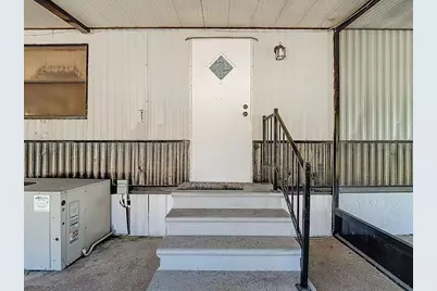 4907 Dacca Drive, Tampa, FL 33619 - Photo 8