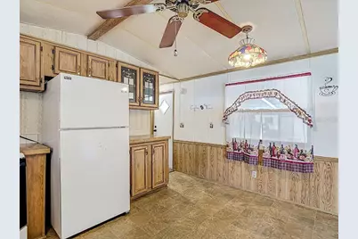 4907 Dacca Drive, Tampa, FL 33619 - Photo 12