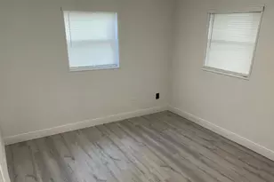 1014 N Solandra Dr, Orlando, FL 32807 - Photo 4