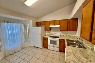 1128 Jade E Ln, Kissimmee, FL 34744 - Photo 2