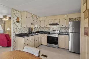 6721 Canterbury Dr NE, Winter Haven, FL 33881 - Photo 12