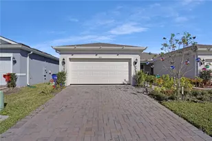 1881 Spring Shower Circle, Kissimmee, FL 34744 - Photo 2
