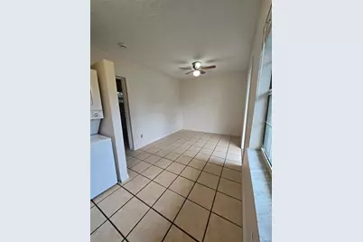 2150 Barbara Drive #4, Saint Cloud, FL 34771 - Photo 4
