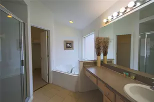 1224 Solana Cir, Davenport, FL 33897 - Photo 10