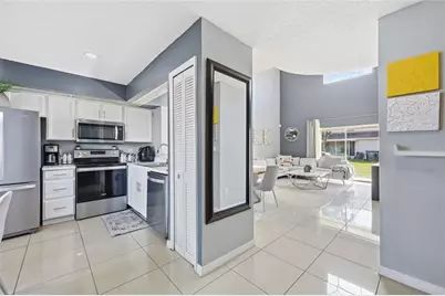 1232 Barefoot Bay Drive, Orlando, FL 32824 - Photo 4