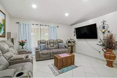 8300 NW 193rd Lane, Hialeah, FL 33015 - Photo 8