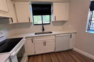 1716 Foxhall Cir, Kissimmee, FL 34741 - Photo 8