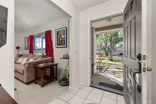 8619 White Rose Dr, Orlando, FL 32818 - Photo 4