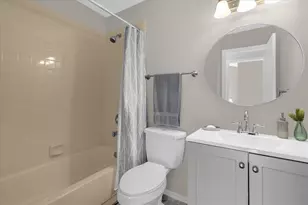 6474 Haughton Ln, Orlando, FL 32835 - Photo 12