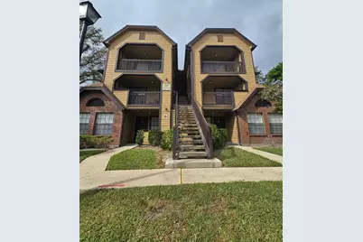 300 Lakepointe Drive #204, Altamonte Springs, FL 32701 - Photo 2