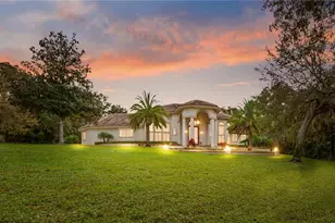 1040 Sweetwater Club Blvd, Longwood, FL 32779 - Photo 1