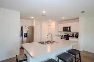 265 Gladiola Ct, Kissimmee, FL 34759 - Photo 4