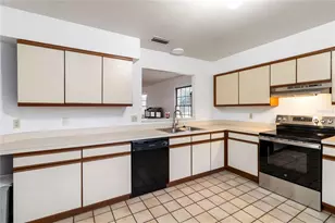 4207 Hamilton Ct, Saint Cloud, FL 34769 - Photo 10